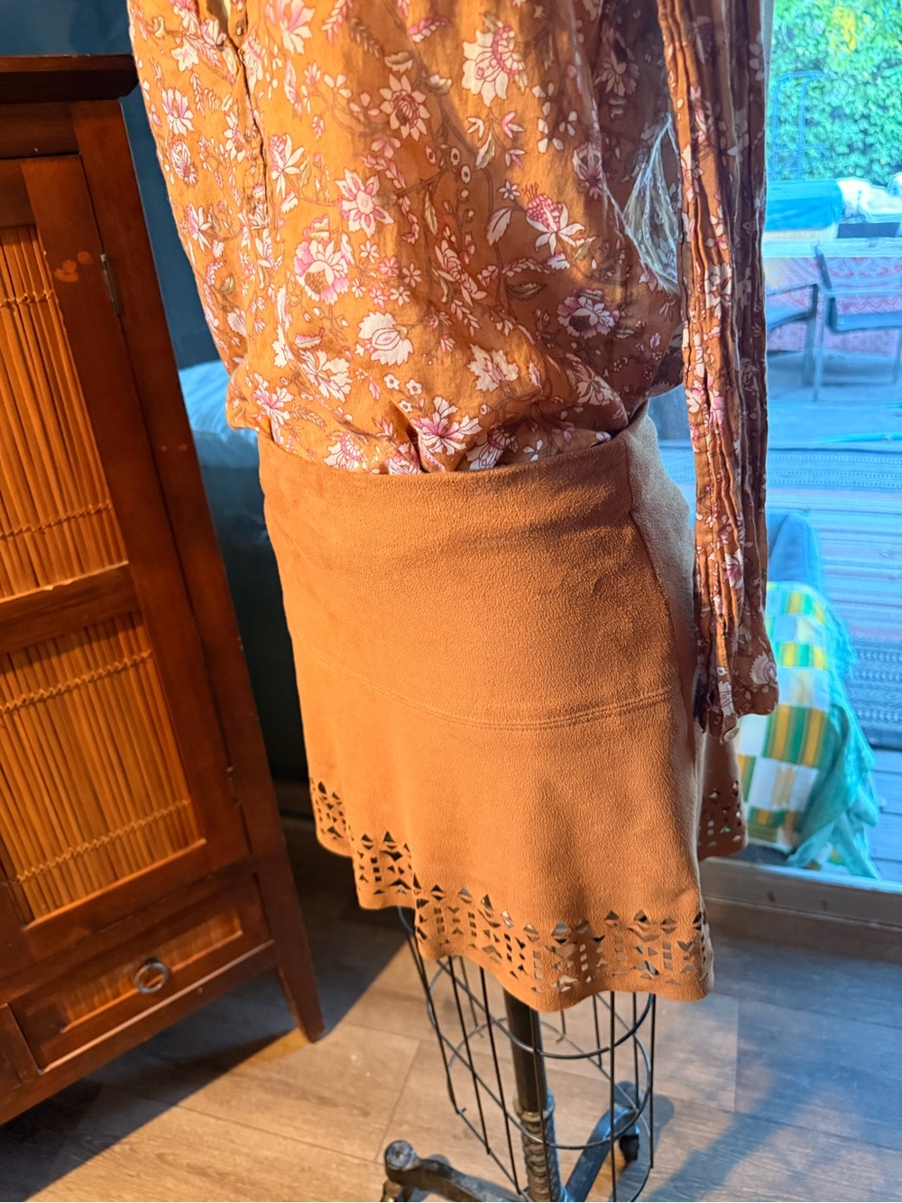 Rust Tan Suede Laser-Cut Mini Skirt - Picture 2 of 8